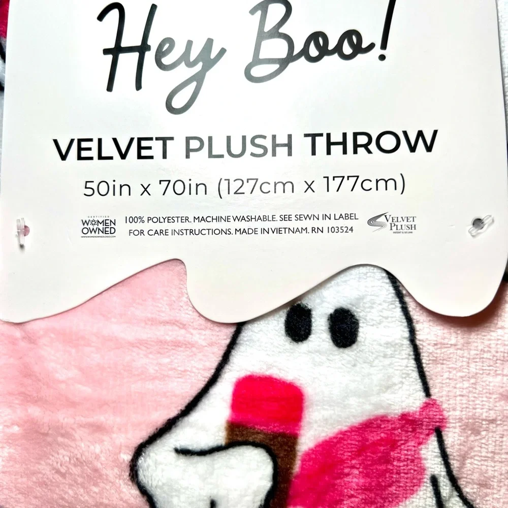Halloween Cute Ghost Velvet Throw Blanket Ghostie w/Crossbody Bag & Coffee